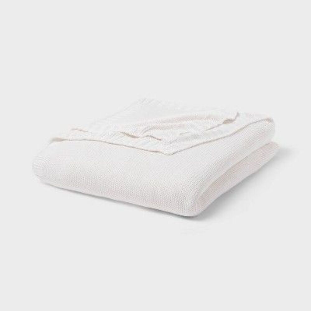 Full/Queen Cotton Blend Sweater Knit Bed Blanket - White